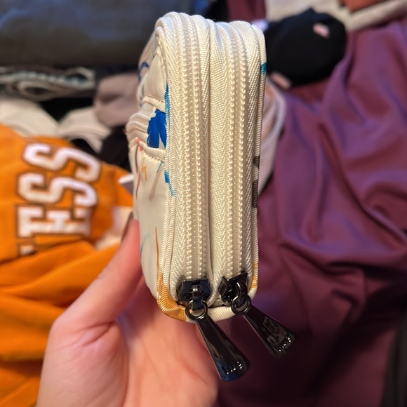 wallet - Picture 5 of 5